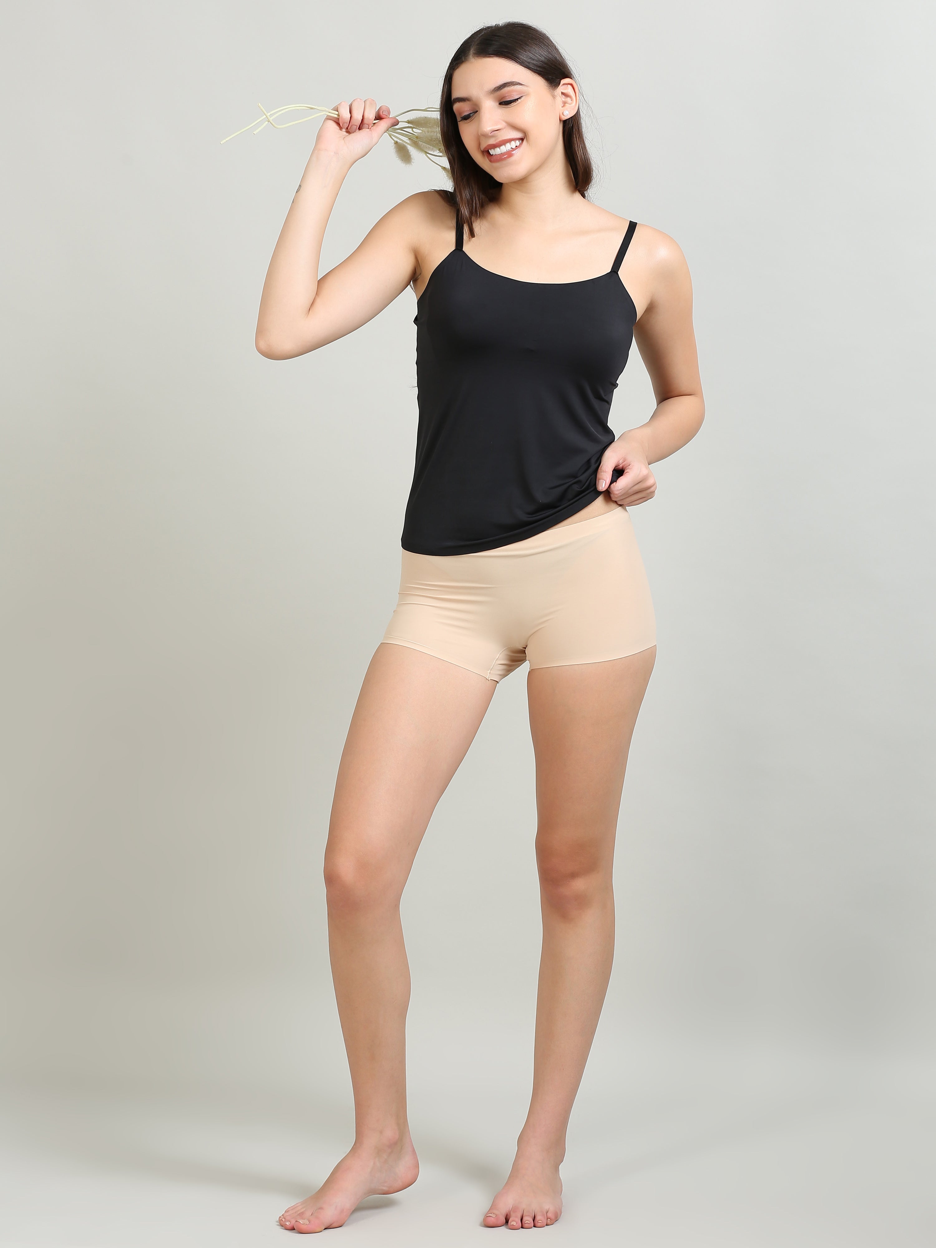 Black camisole for women with adjustable spaghetti straps